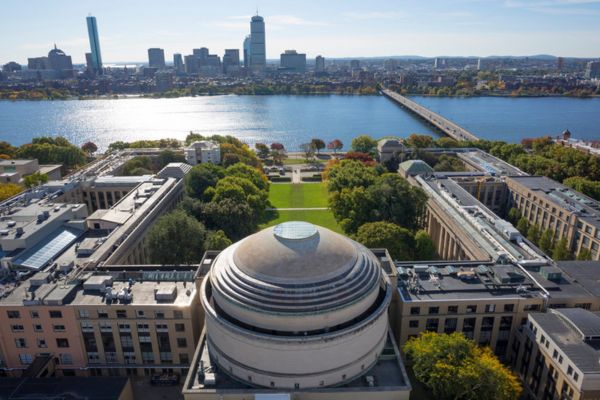 Massachusetts Institute of Technology (MIT) - Newton Deck Builders
