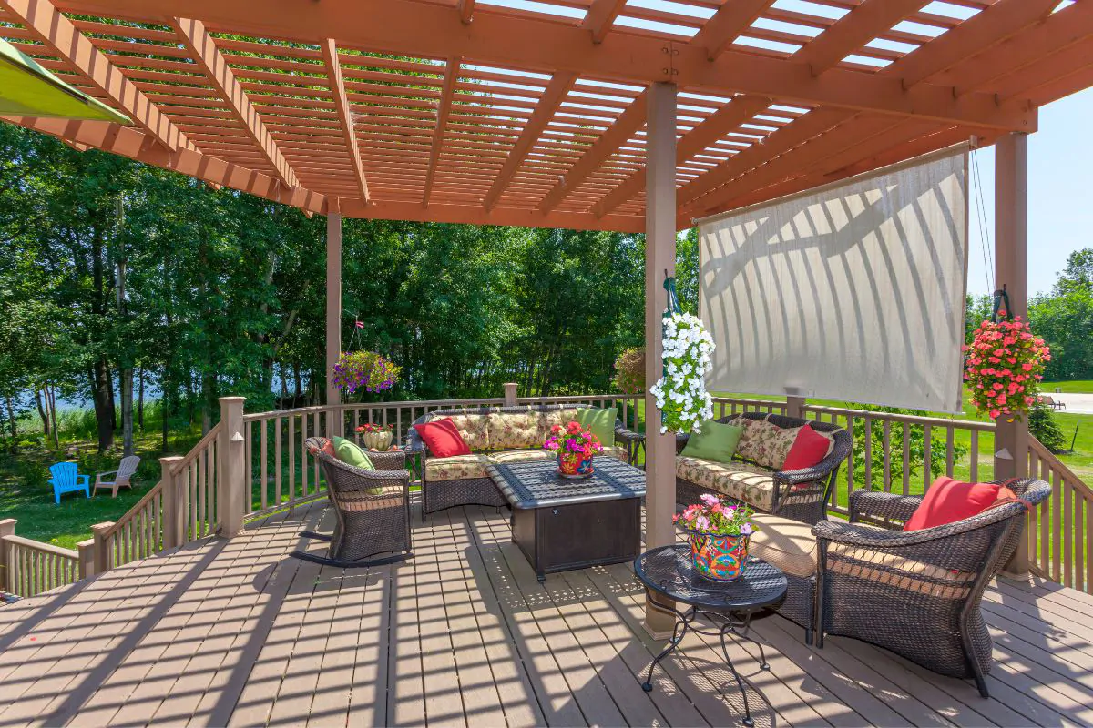 Building a Pergola on Your Deck Like a Pro