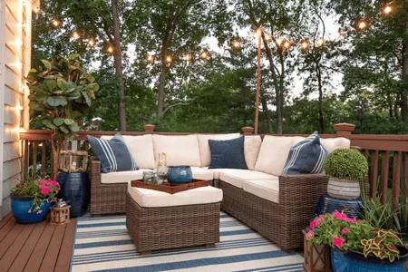 Stylish Ideas for Decorating Your Deck This Summer